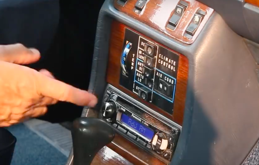 Why Don't My Early Auto Climate Control Fan Motor Buttons Work